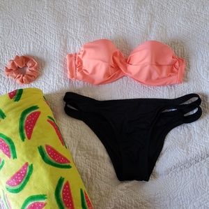 VS the Itsy bikini bottom